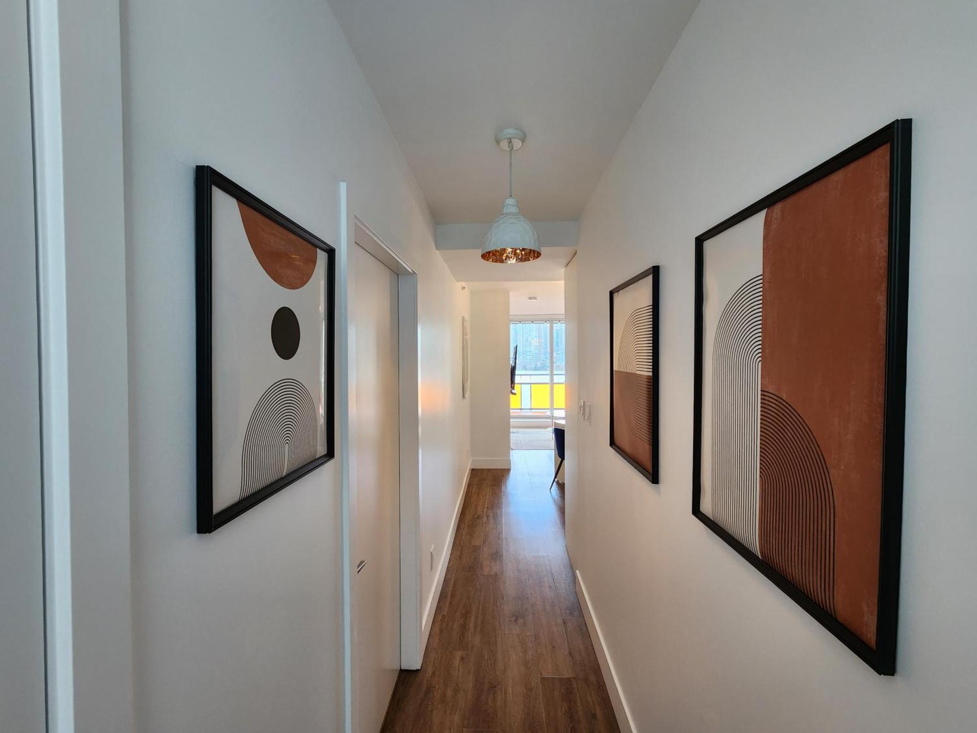 Landmark Views Licensed 2-bedroom With Soundbar And Large Outdoor Space * Vancouver