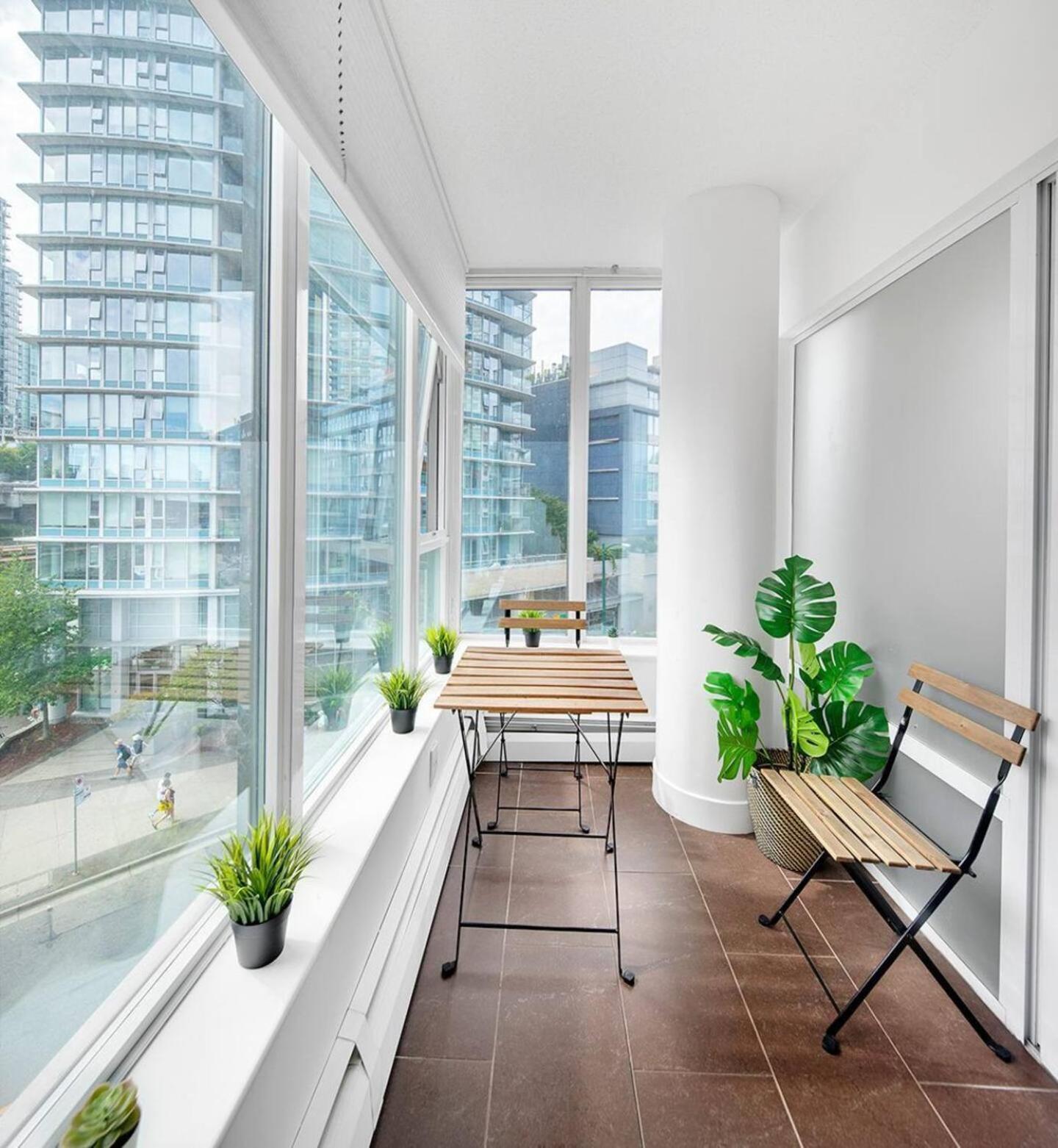Apartment Stylish In Downtown Vancouver