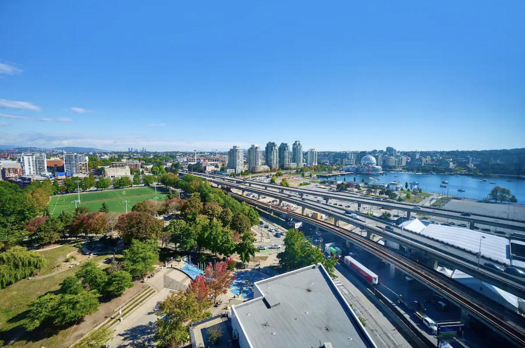 Stylish 2bd In Downtown With Marina View * Vancouver