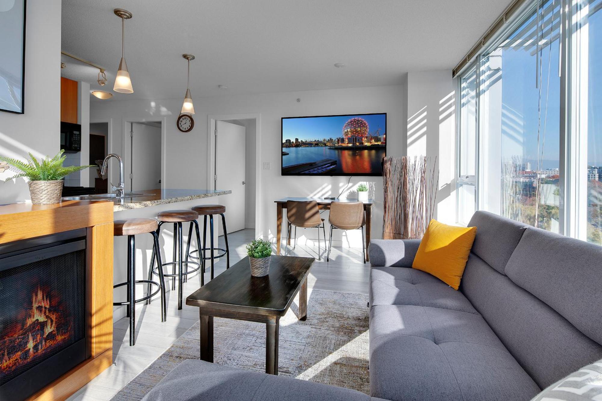 Stylish 2bd In Downtown With Marina View * Vancouver