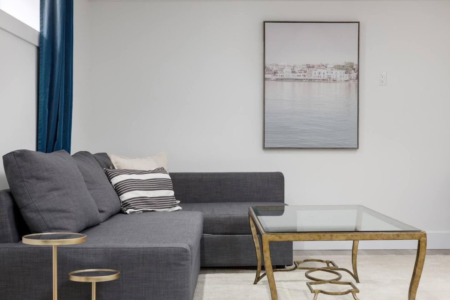 Cozy Bsmt Near Ubc, Kits, And Dt Vancouver