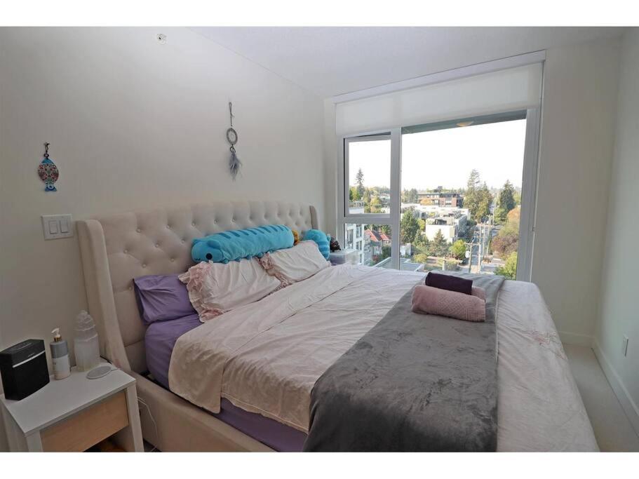 Cambie&elizabeth Park 2bdr/parki Apartment