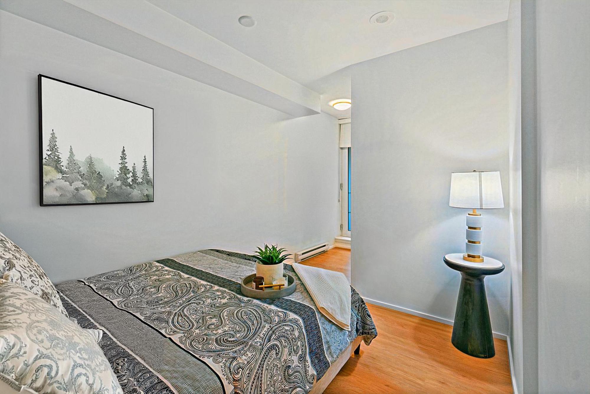 Apartment Spacious 2 Bedroom In Prime Yaletown Location