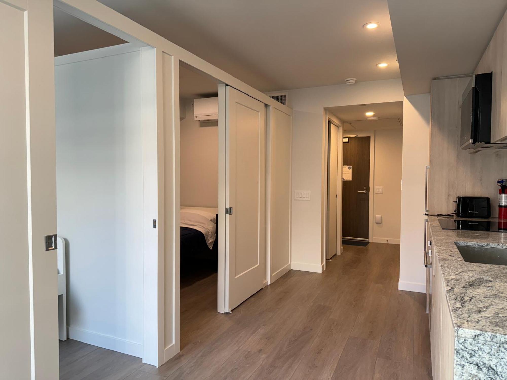 Apartment Downtown Center Silverstone Tower I And Ii Long-term Only Your Second In *