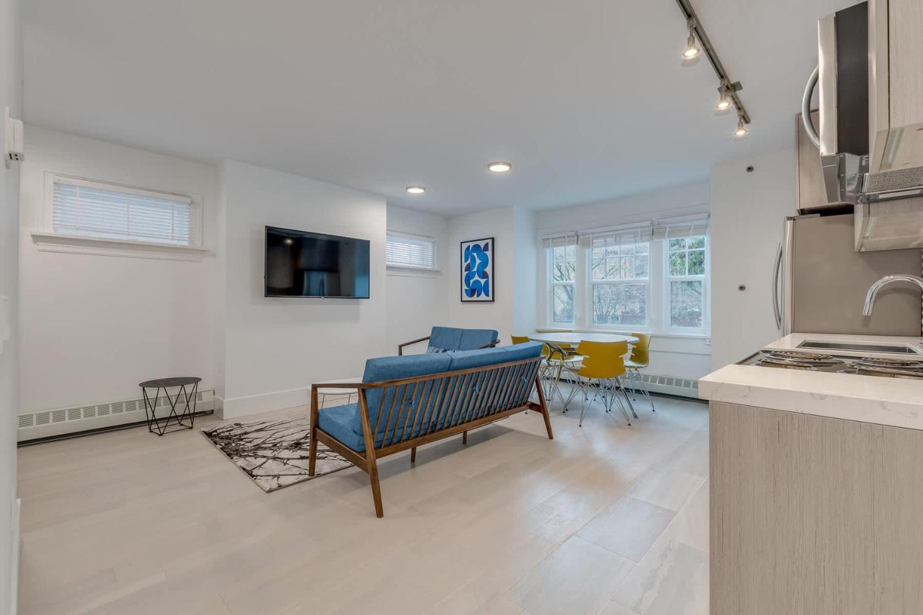 Charming Urban Sanctuary In The Heart Of Town Apartment *