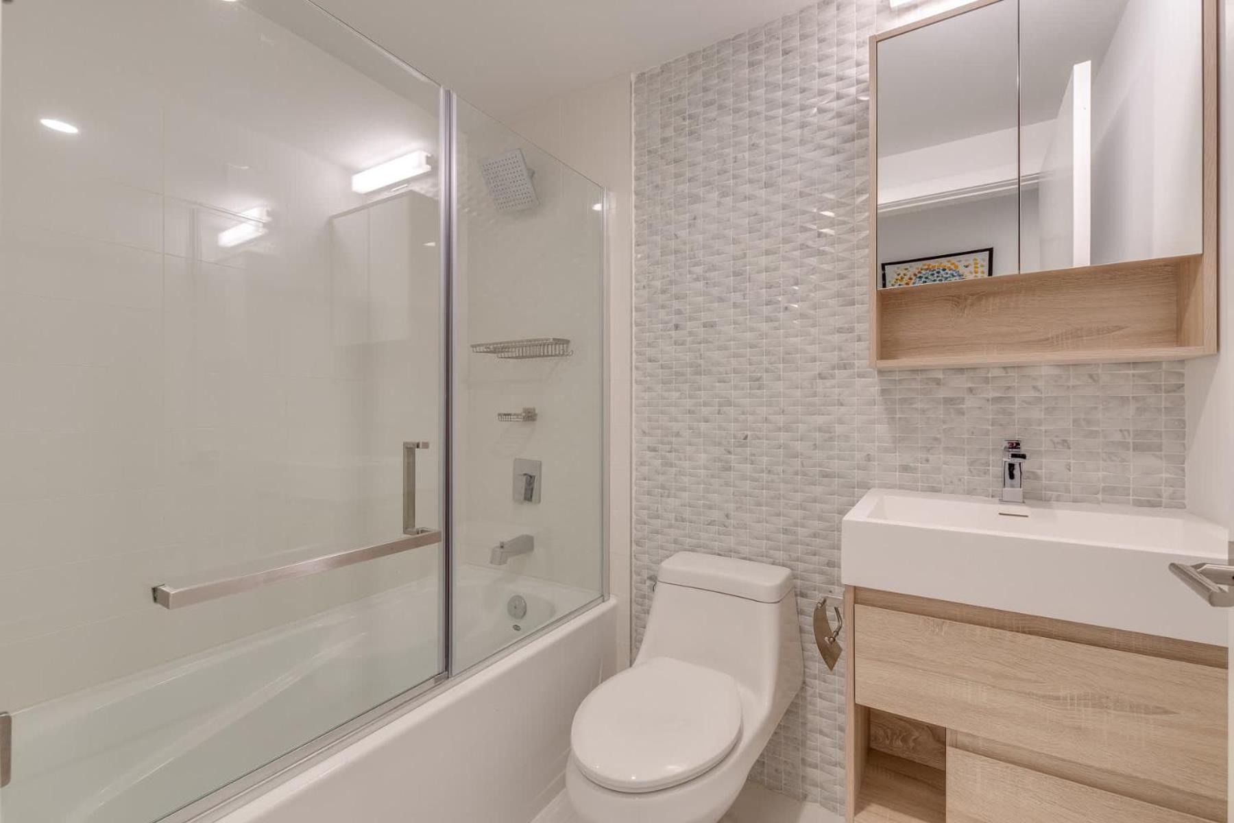 Charming Urban Sanctuary In The Heart Of Town Apartment *