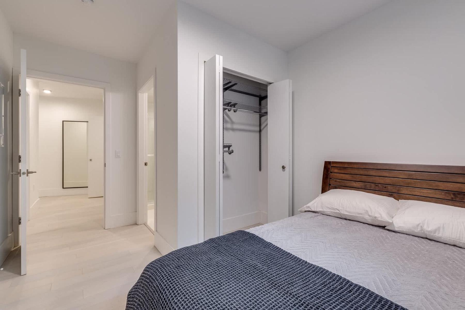 Apartment Charming Urban Sanctuary In The Heart Of Town Vancouver
