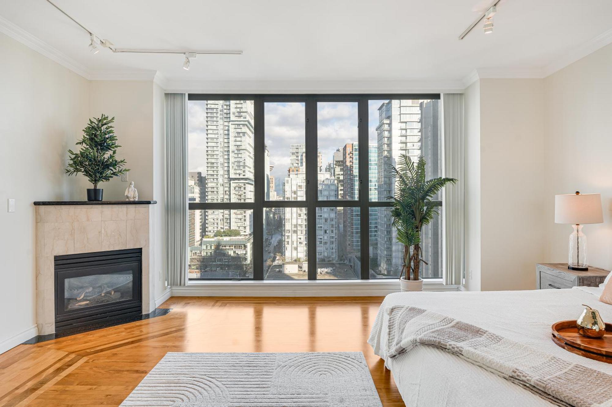 Premium 2 Bedroom In Yaletown Huge And Elegant Living Space Apartment Vancouver