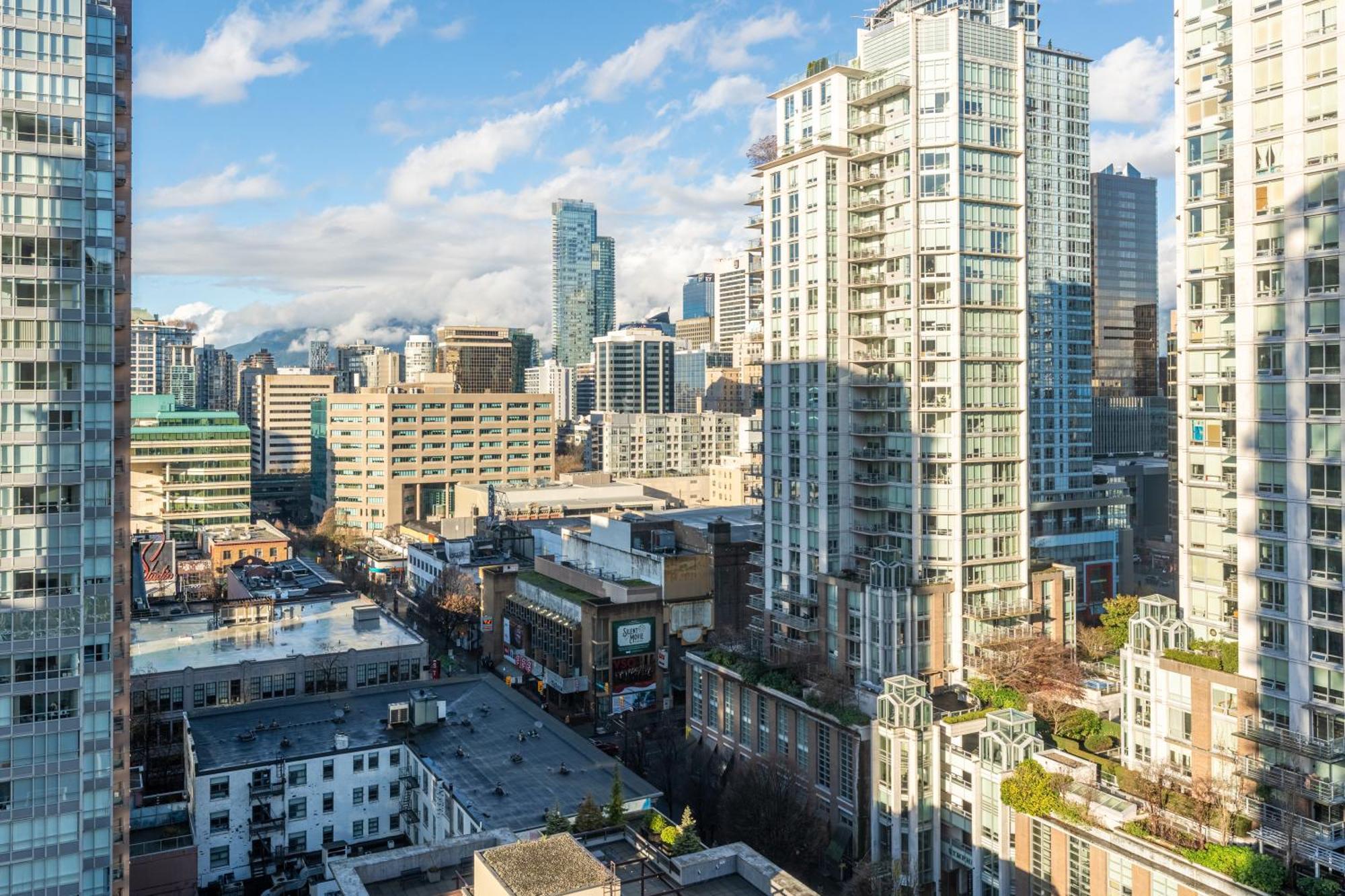 Premium 2 Bedroom In Yaletown Huge And Elegant Living Space Apartment Vancouver