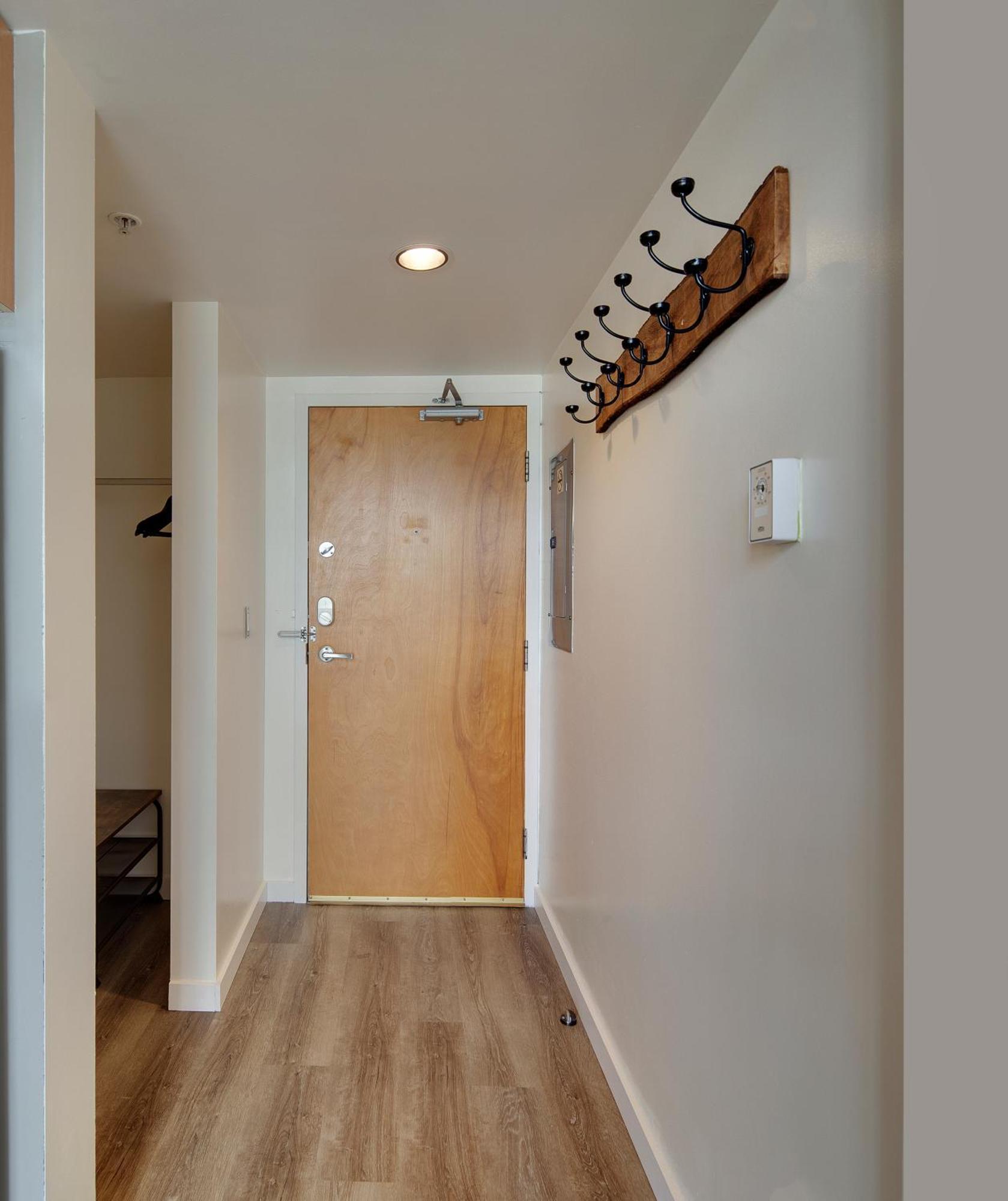 Two-story Loft With A High-rises View And Rooftop Deck Apartment Vancouver