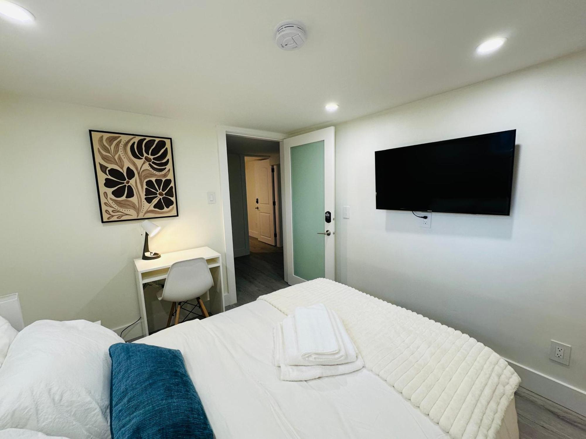 Privatunterkunft Quiet Basement Steps From Quilchena Park In