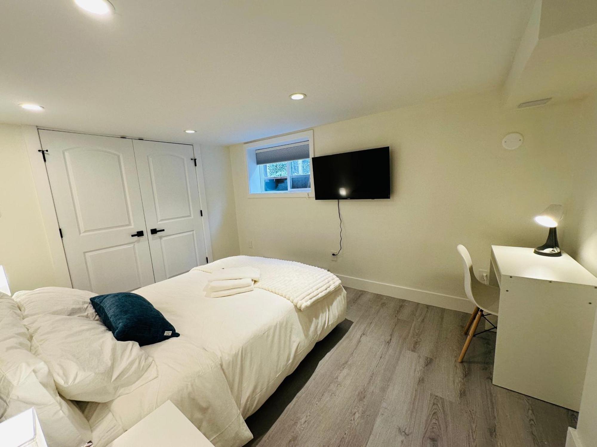 Quiet Basement Steps From Quilchena Park In Privatunterkunft Vancouver