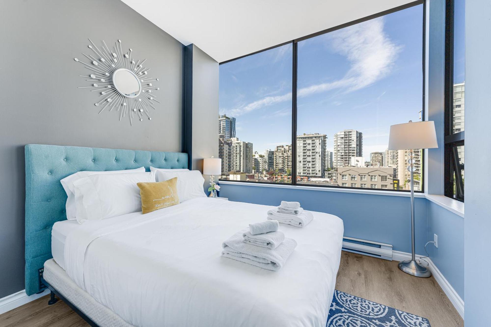 High Rise 2 Bedroom With Balcony And Spectacular Views Vancouver