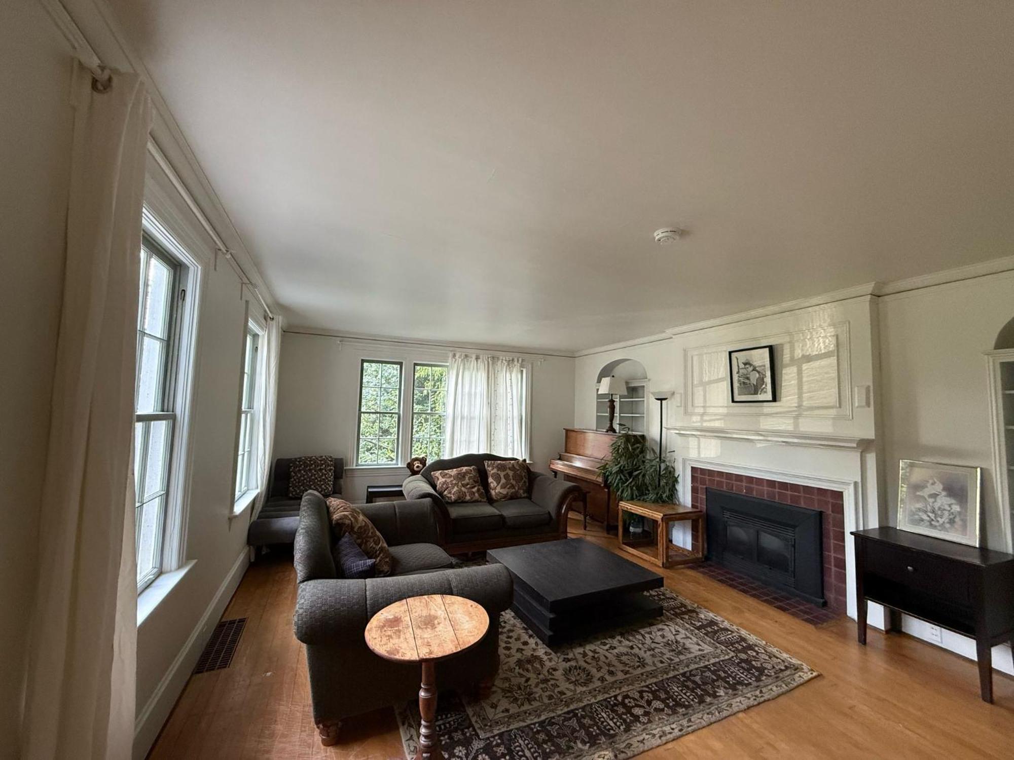 Privatunterkunft Private In Vancouver- Walk To Beautiful Kerrisdale Shopping Boulevard