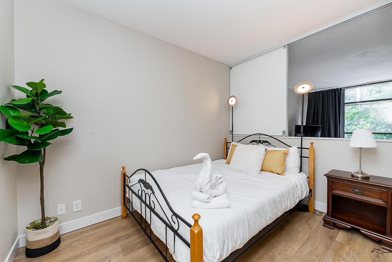 Gorgeous Unit In The Heart Of Downtown *