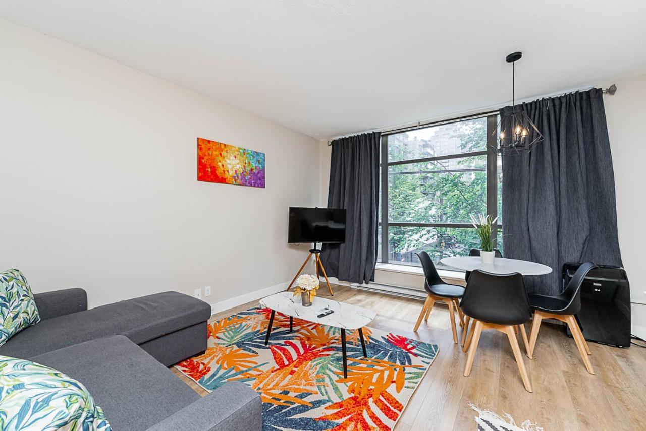Apartment Gorgeous Unit In The Heart Of Downtown *