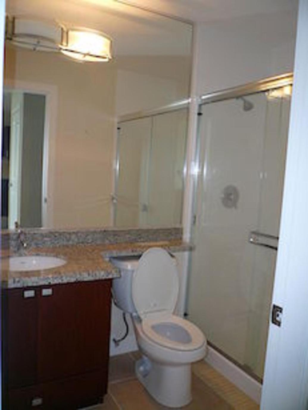Discover Tranquility In 2 Bed Townhouse *