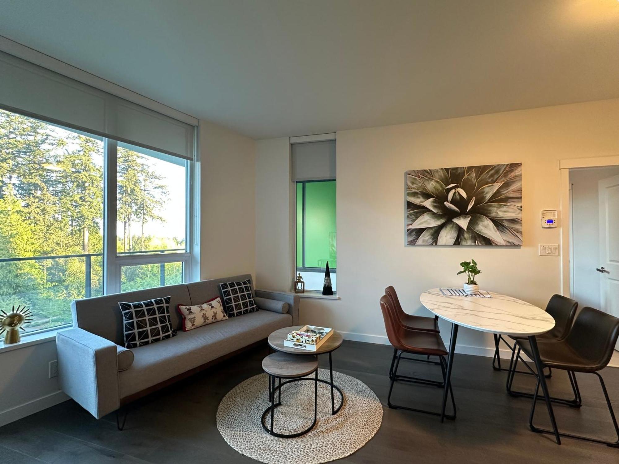 Apartment Ubc Pacific Spirit Modern Style *