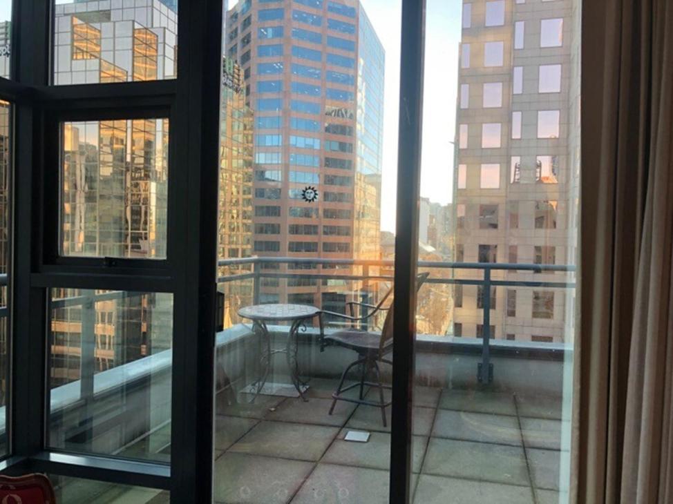 Executive Penthouse Suite, Downtown Apartment Vancouver
