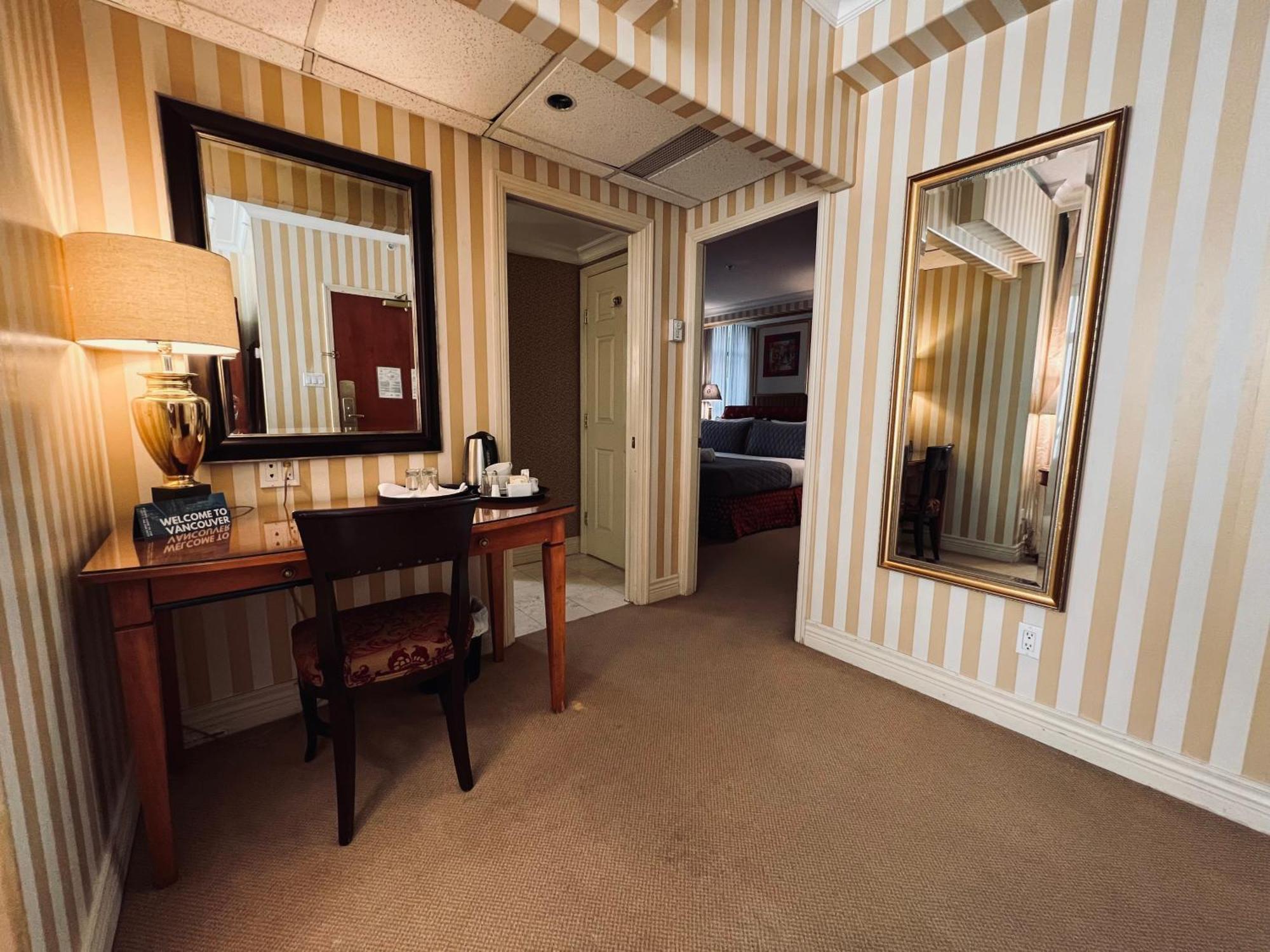 Executive Penthouse Suite, Downtown Apartment Vancouver