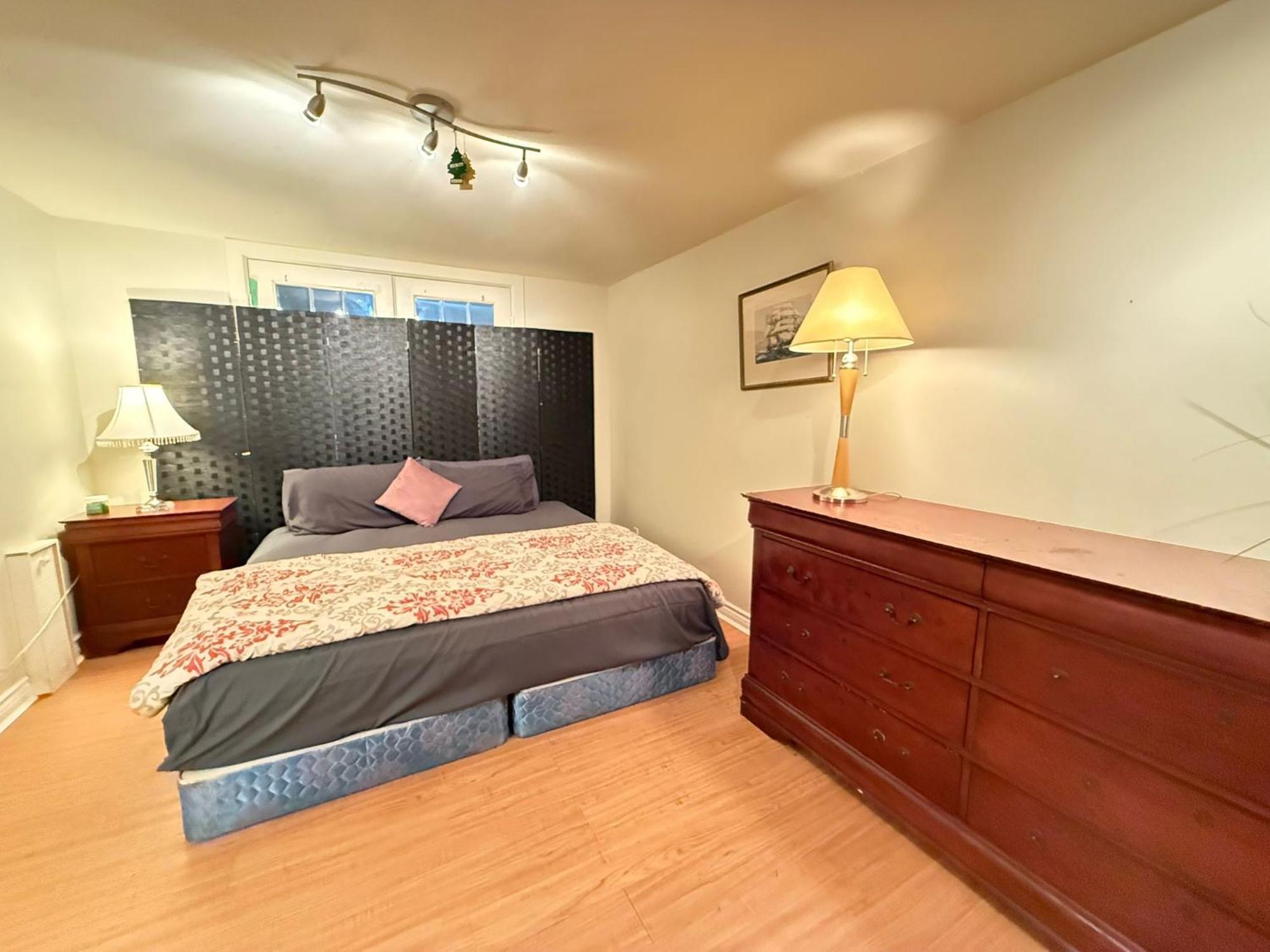 Cozy Private Near Downtown, Kits & Ubc
