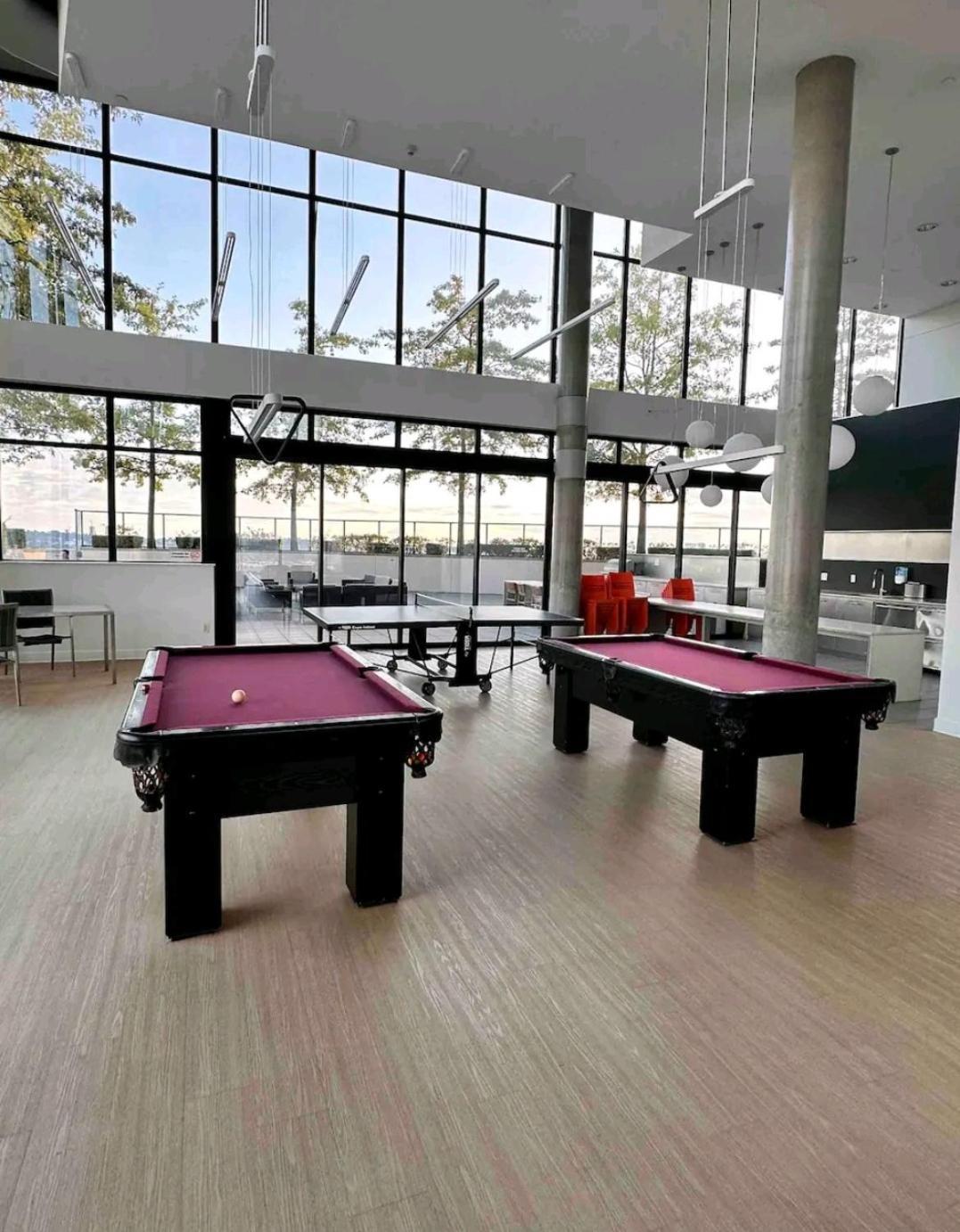 Luxury Downtown *