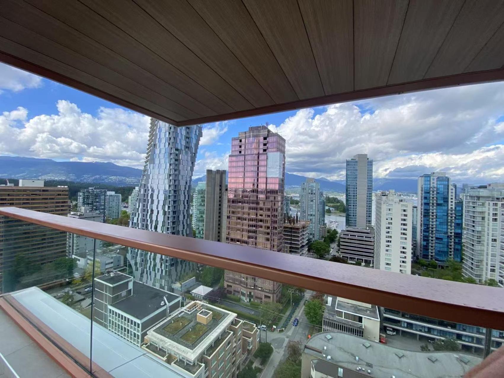 Brand New Luxury 1 Bedroom In Downtown *