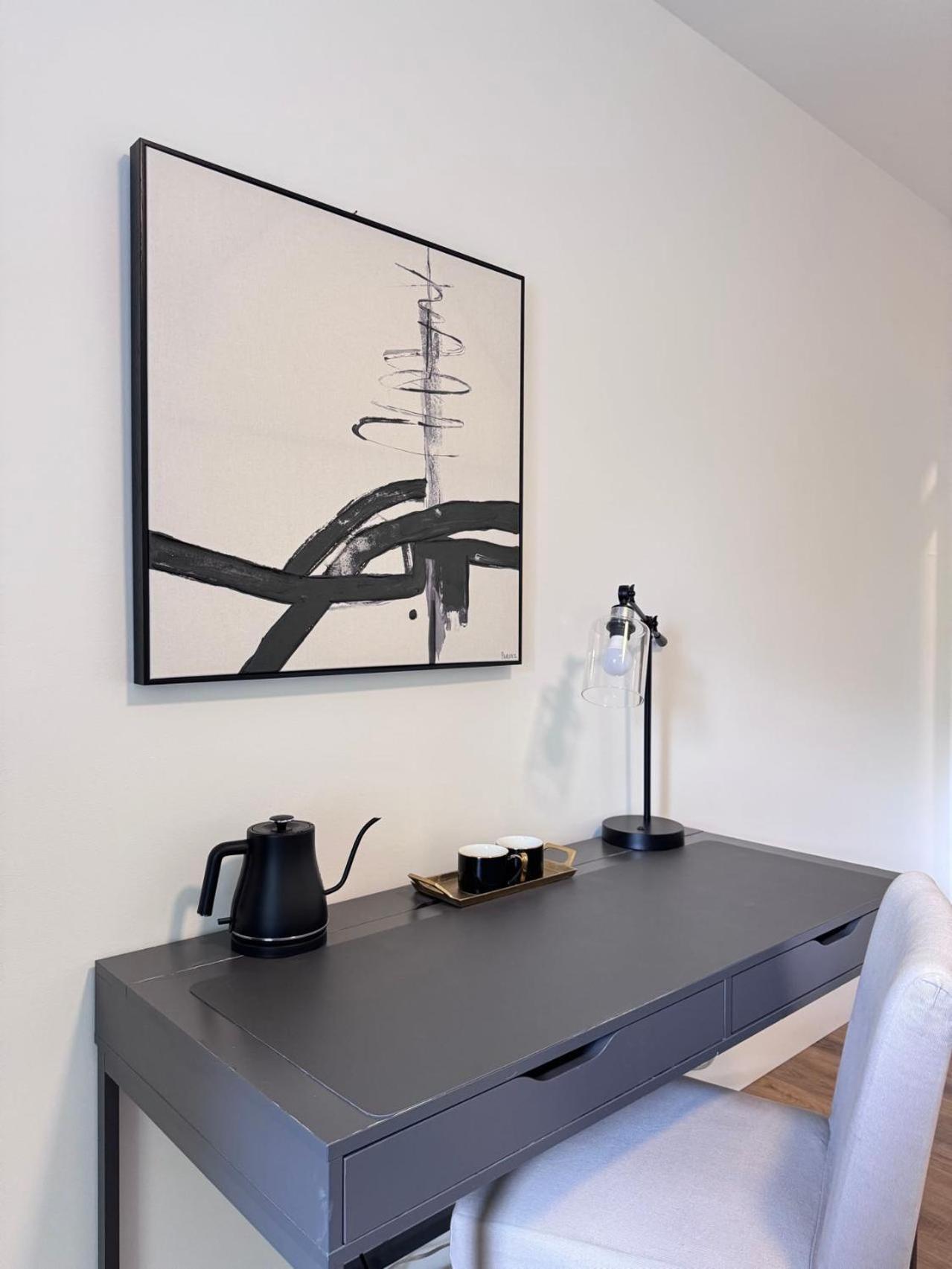 Deluxe King Bedroom Private Bath In West * Vancouver