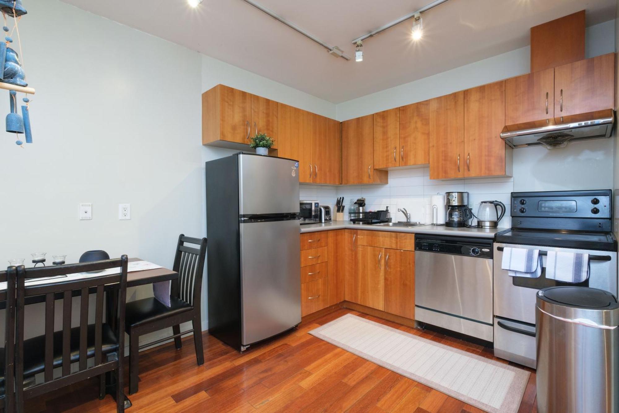 Loft Stylish Near Everything *