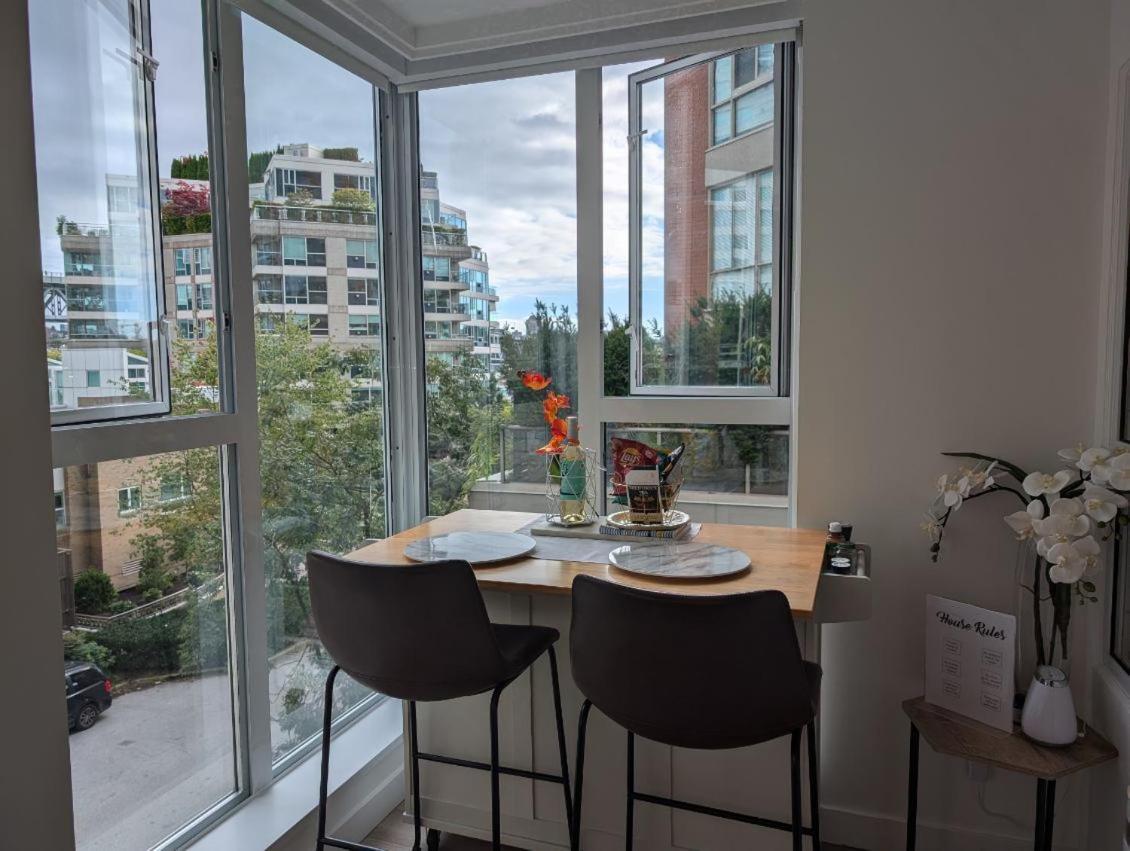 Apartment Executive Vancouver