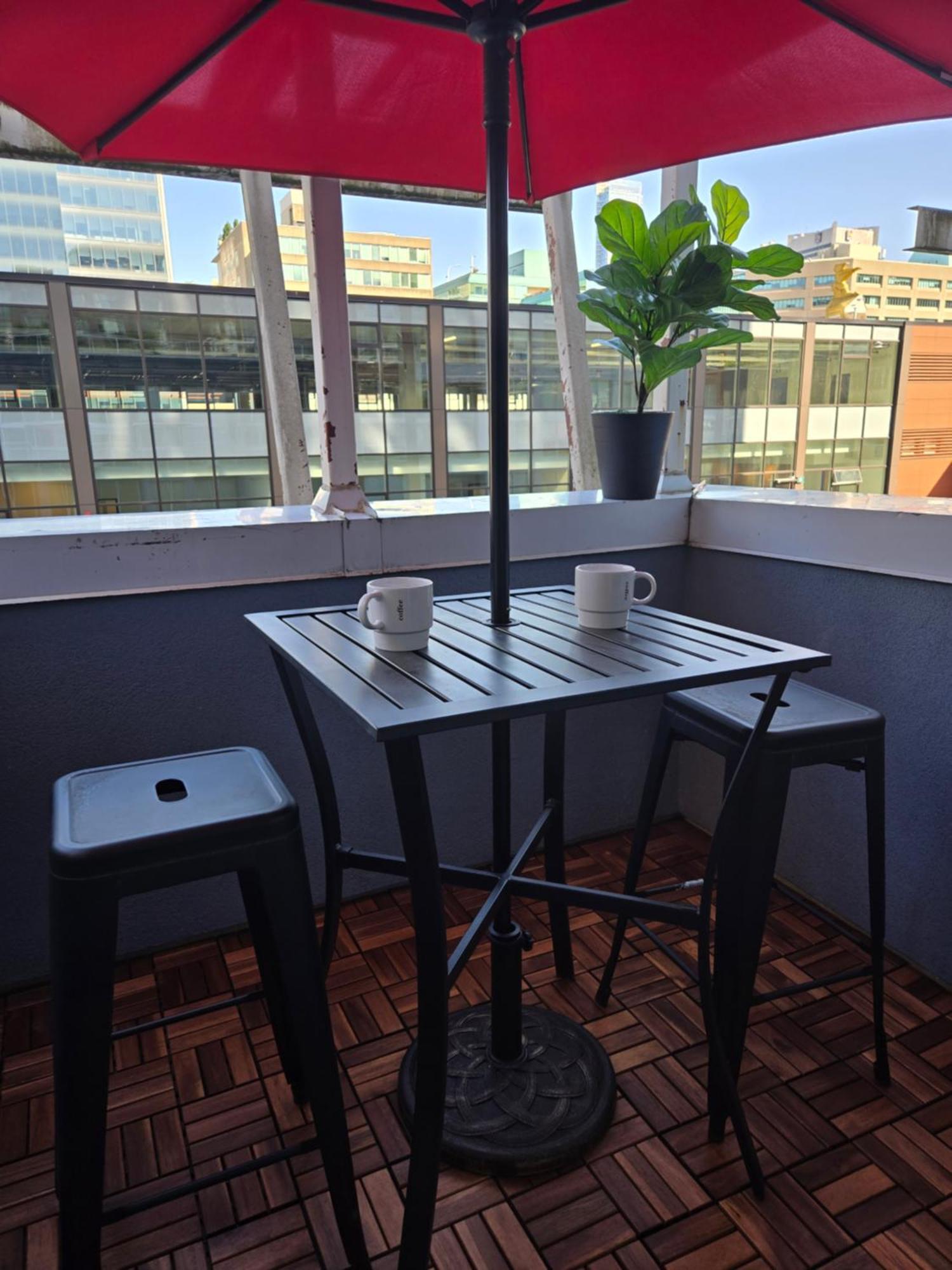 Apartment Elegant Unique Downtown Loft, Comfort & Convenience Combined Vancouver