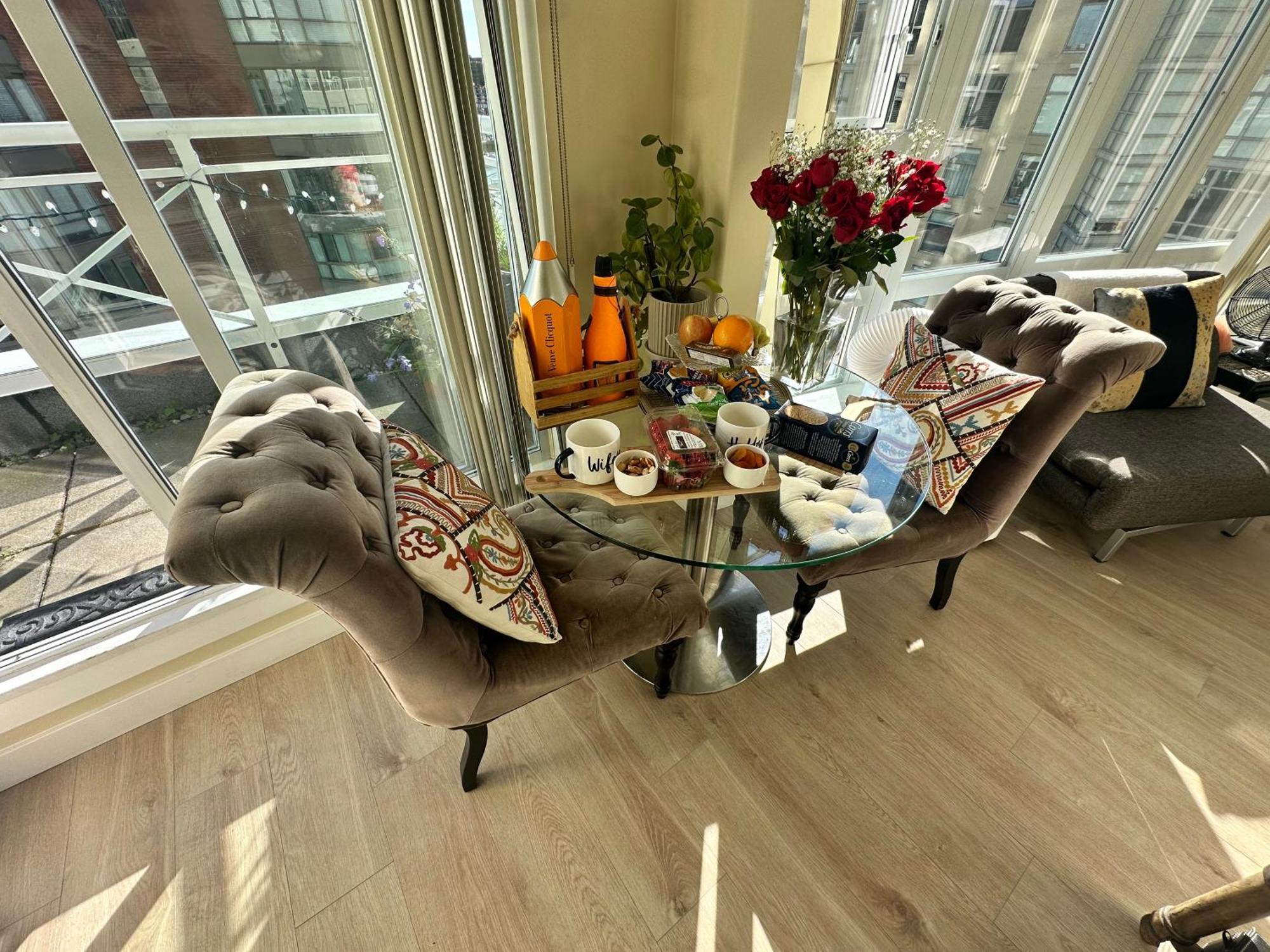 Penthouses Of Ave * Vancouver