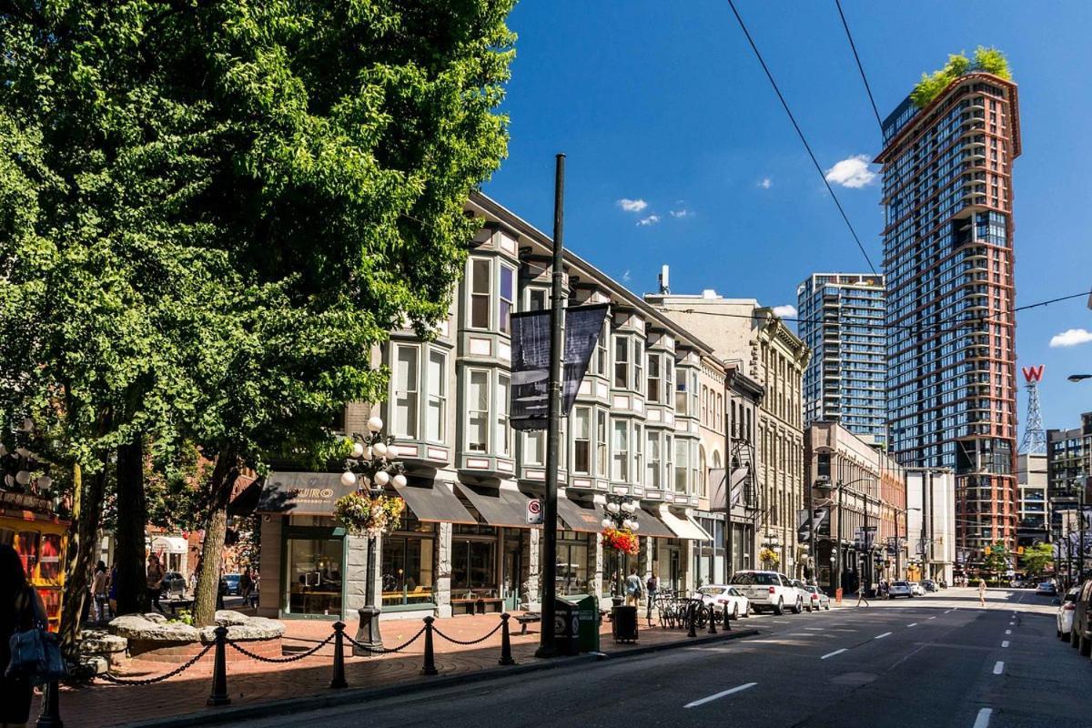 Luxury Downtown Vancouver