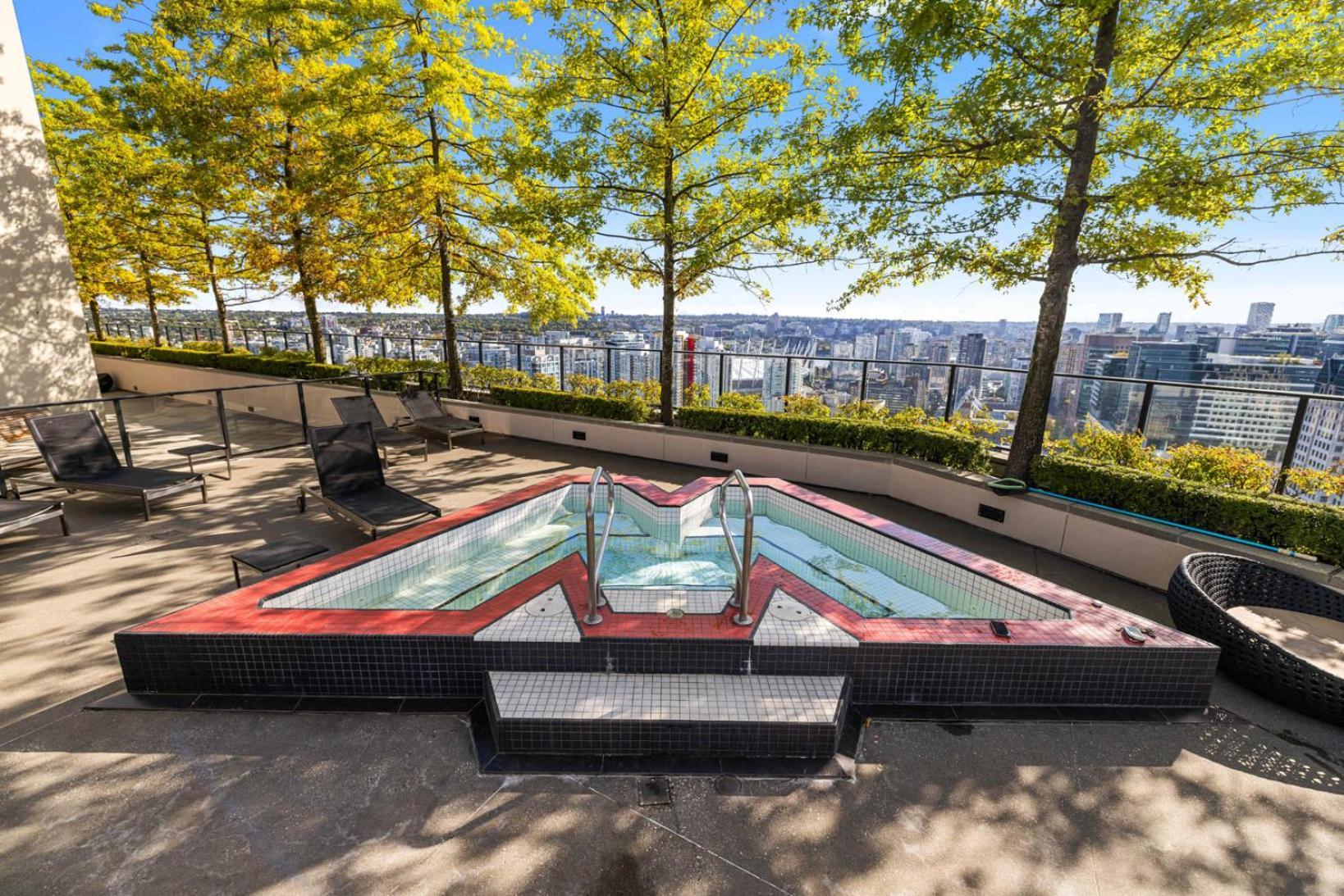 Luxury Downtown * Vancouver