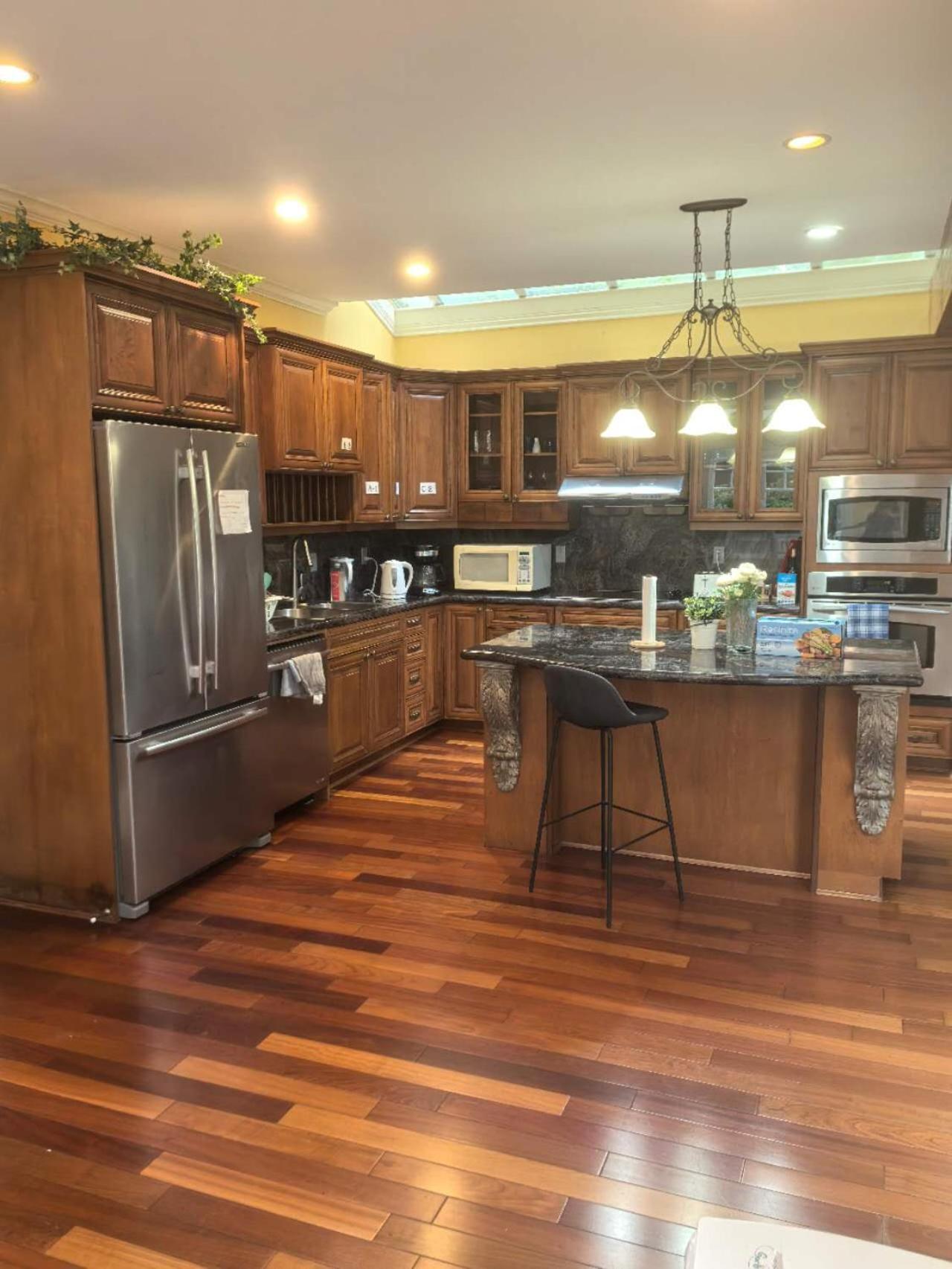 Kerrisdale Cozy House Vancouver