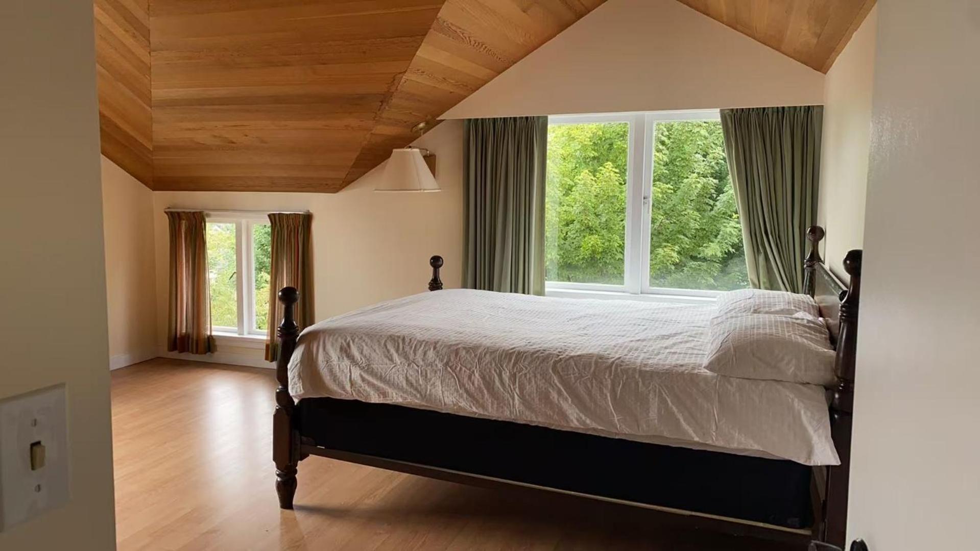 Bright & Cozy Dunbar Close To Ubc Vancouver