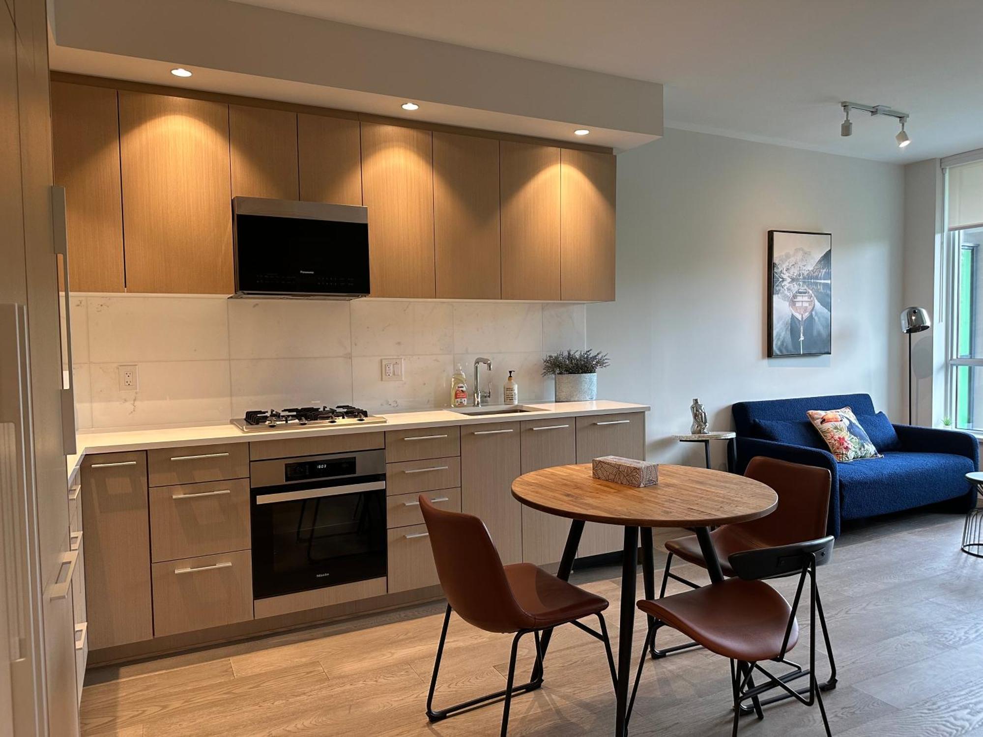 Apartment Ubc Pacific Spirit Modern Style Vancouver