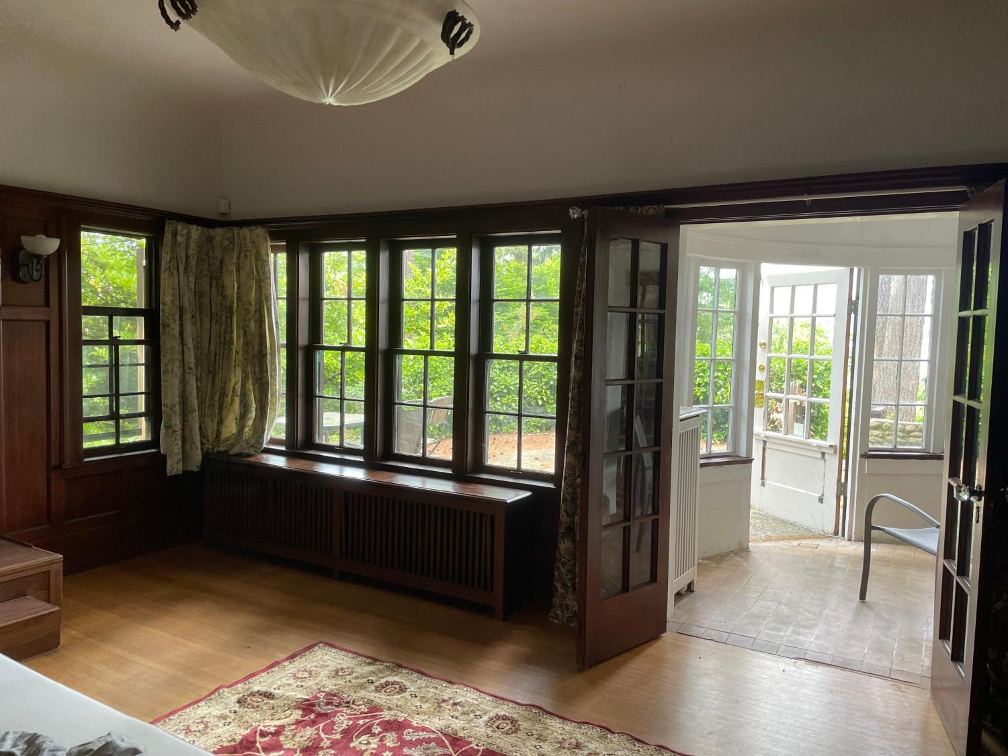 Guest house Vancouver West Ocean View Villa