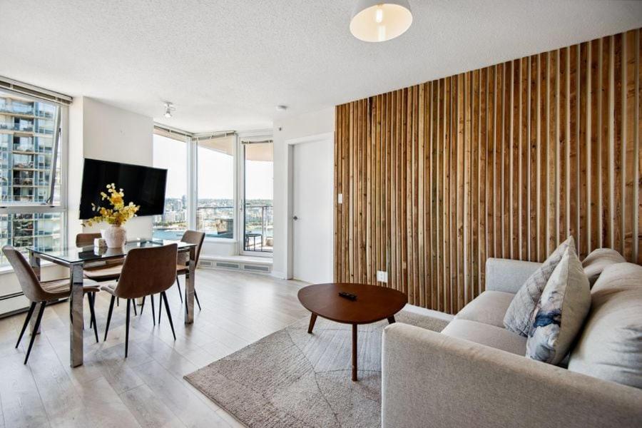 Cityview Condo With Pool And Workspace Near Rogers Arena For 7 Vancouver
