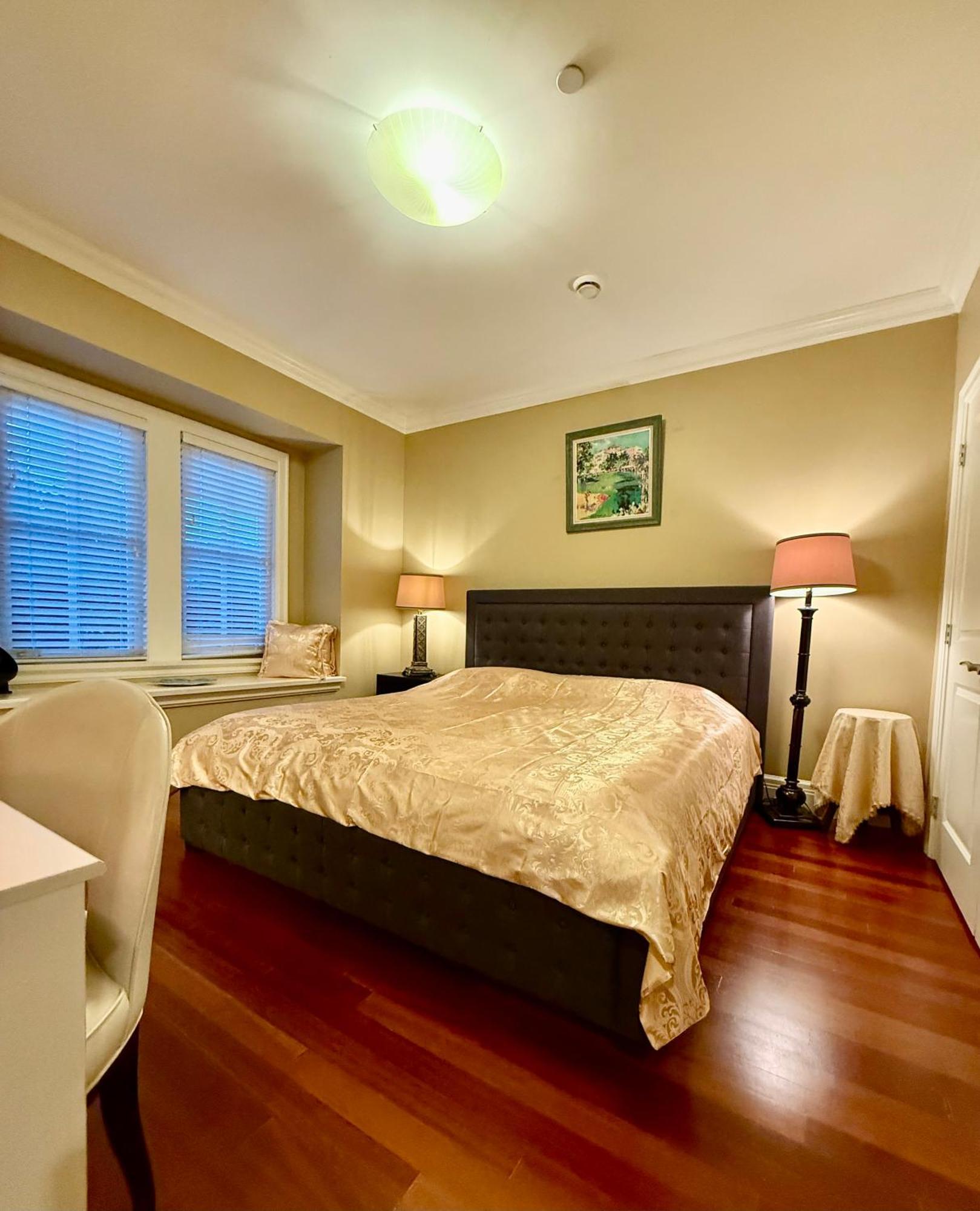 Peaceful Retreat In Arbutus * Vancouver