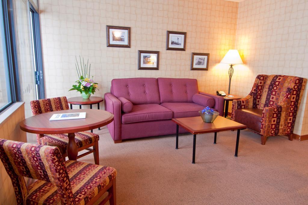 Hotel Quality Downtown-inn At False Creek Vancouver
