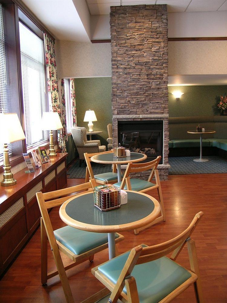 Kingston Hotel Vancouver
