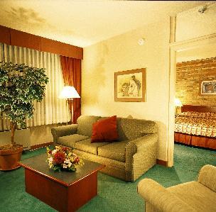 Quality Downtown-inn At False Creek Hotel