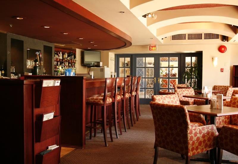 Quality Downtown-inn At False Creek Hotel