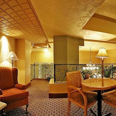 Howard Johnson By Wyndham Downtown Hotel 2*