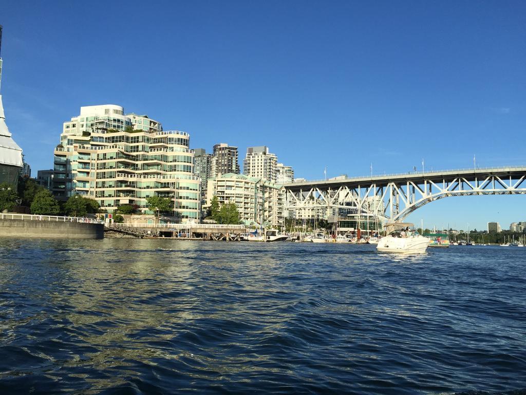 Cozy Bedrooms 3* Vancouver