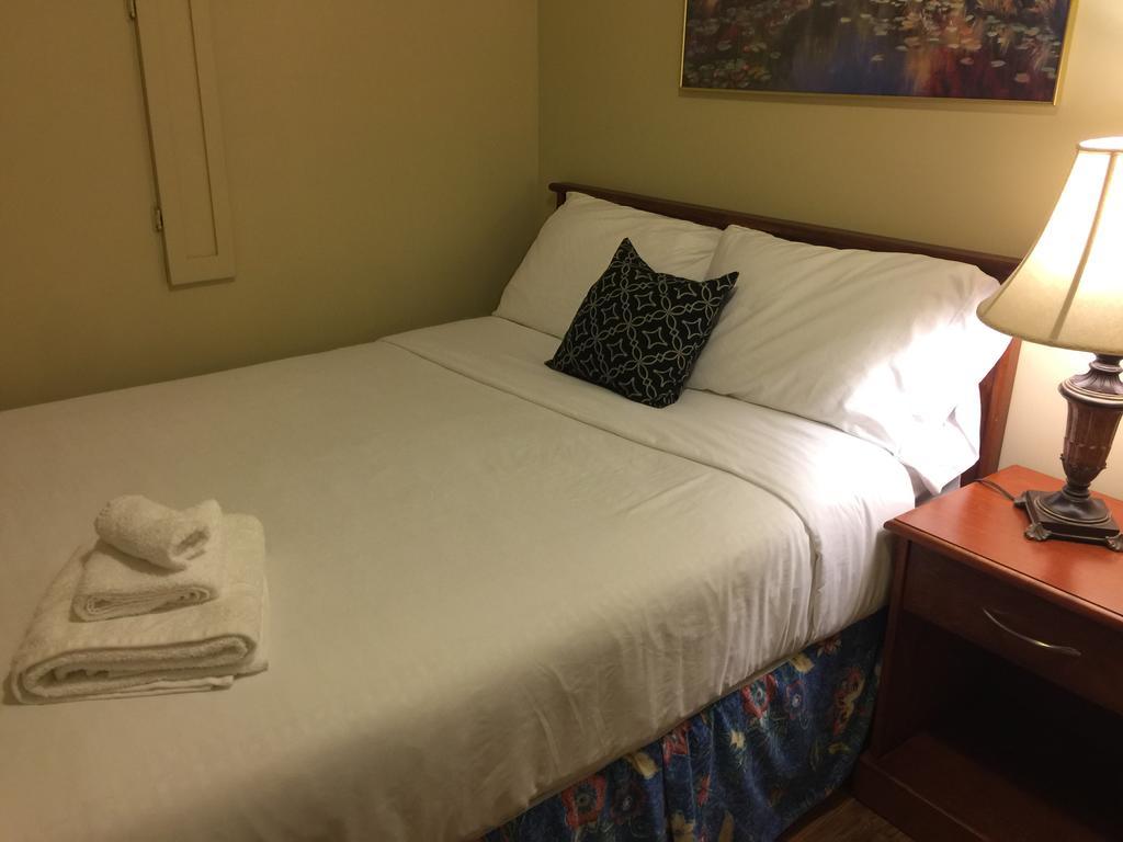 Cozy Bedrooms Gasthof Vancouver