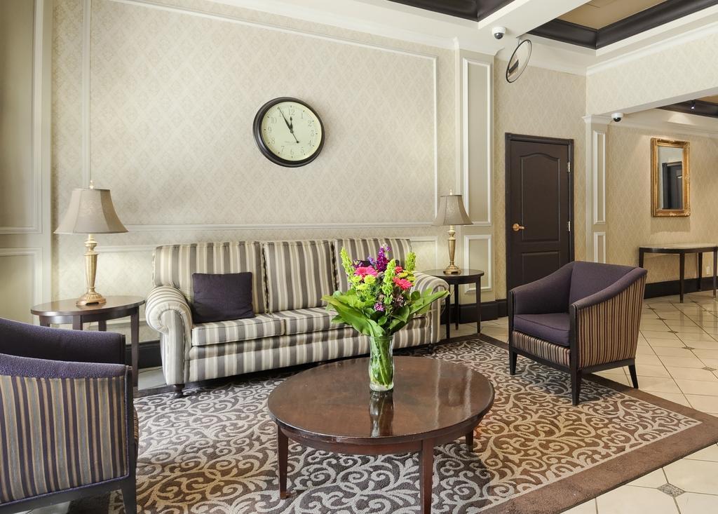 Ramada Limited Downtown Vancouver