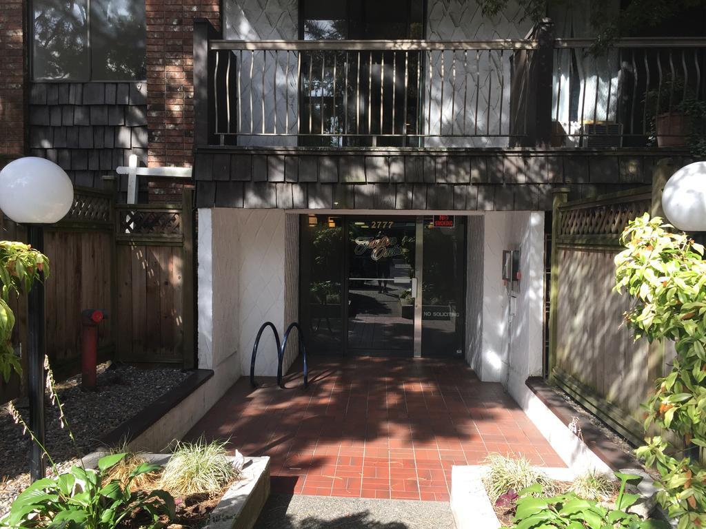 Twelve Oaks By Marquee Apartment *