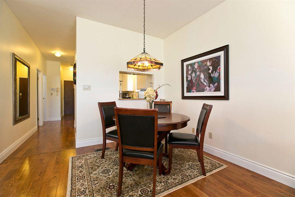 Alma Beach Manor Apartment